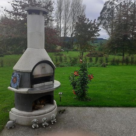 Pin Oaks Hotel Whanganui Buitenkant foto